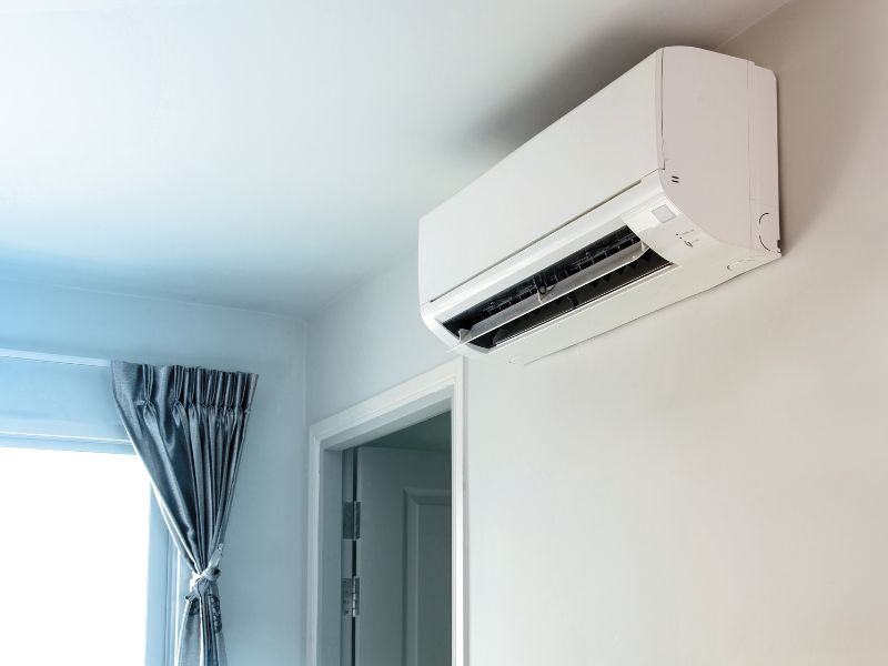 Máy lạnh Multi là loại máy lạnh có sự phức tạp hơn nhiều so với những dòng máy lạnh thông thường
